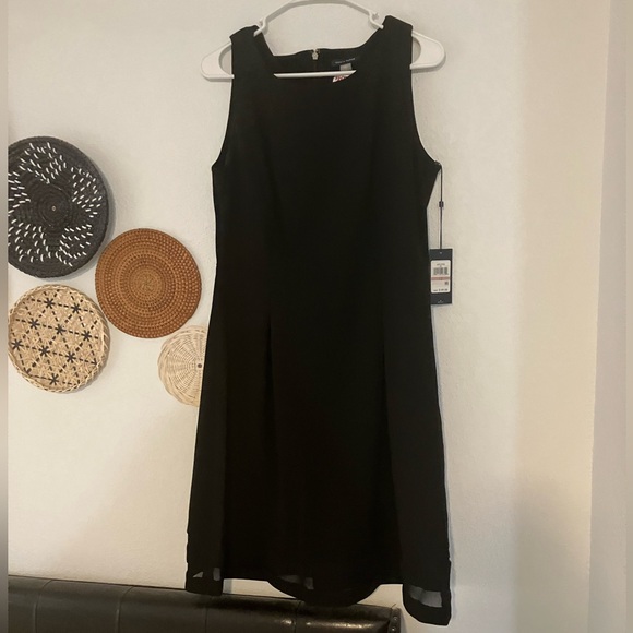 Tommy Hilfiger sleeveless Dress Size 12 NEW!Tommy Hilfiger Little black dress 12 - Picture 3 of 14